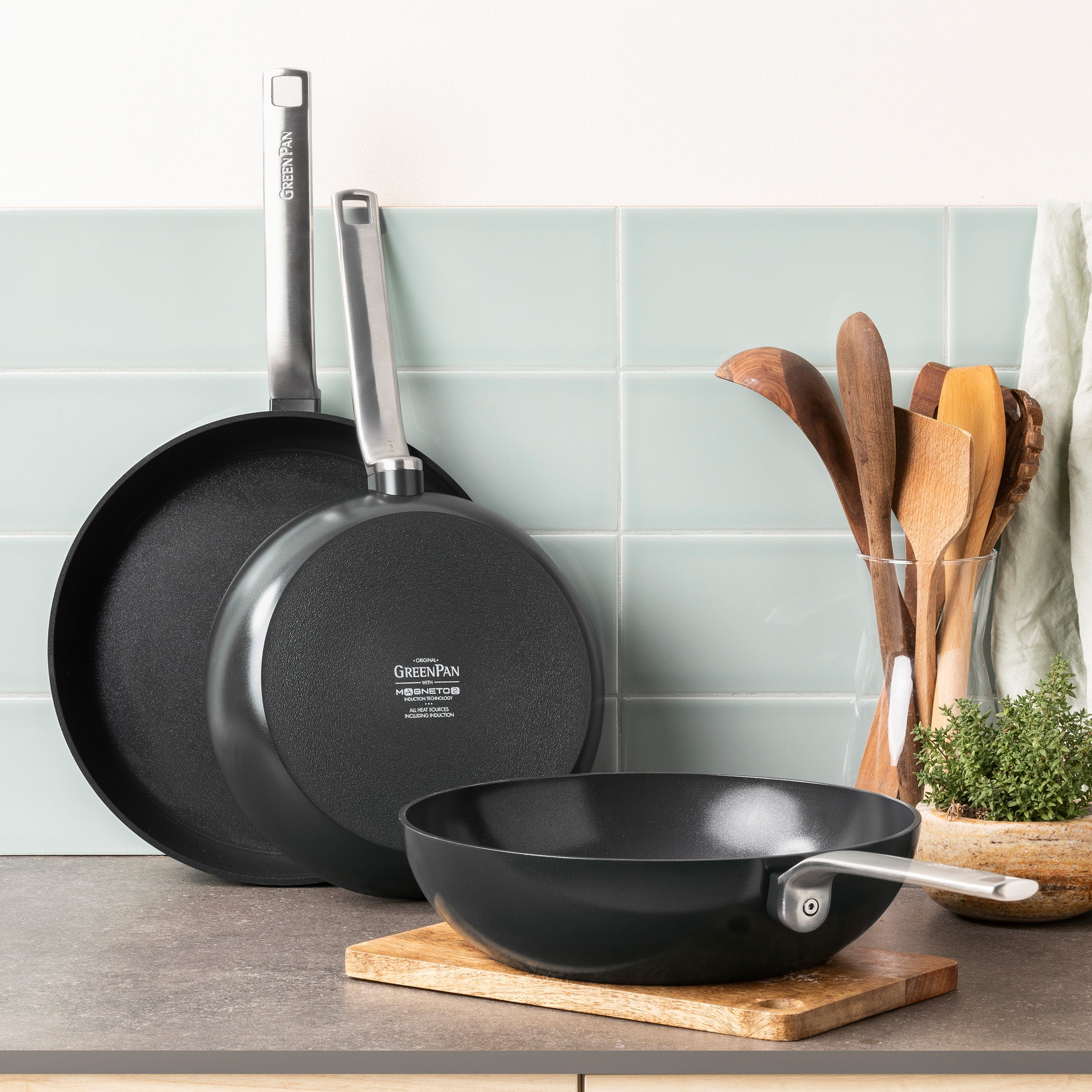 Schwarzer Wok, 28 cm