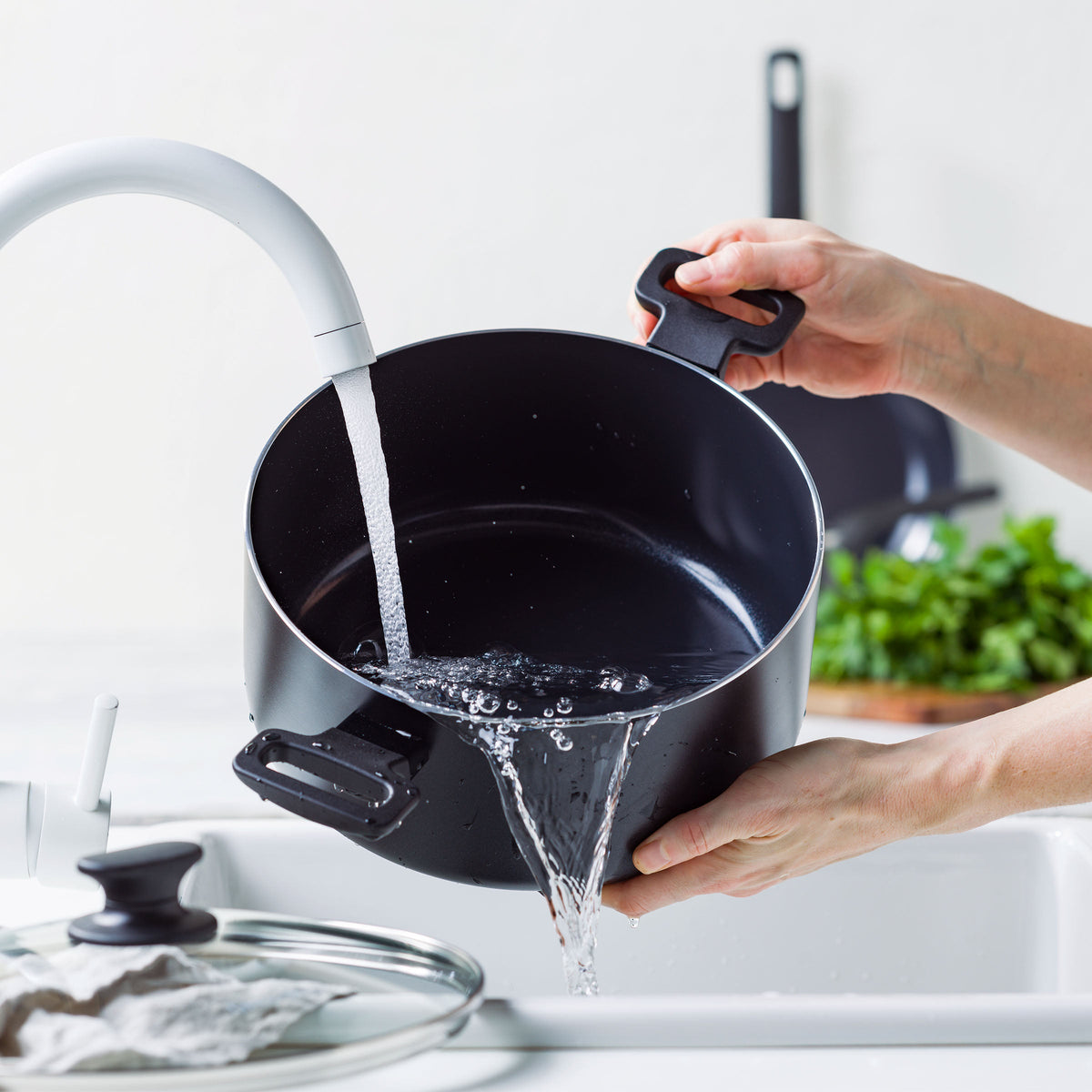 Essence Stieltöpfe 24 cm