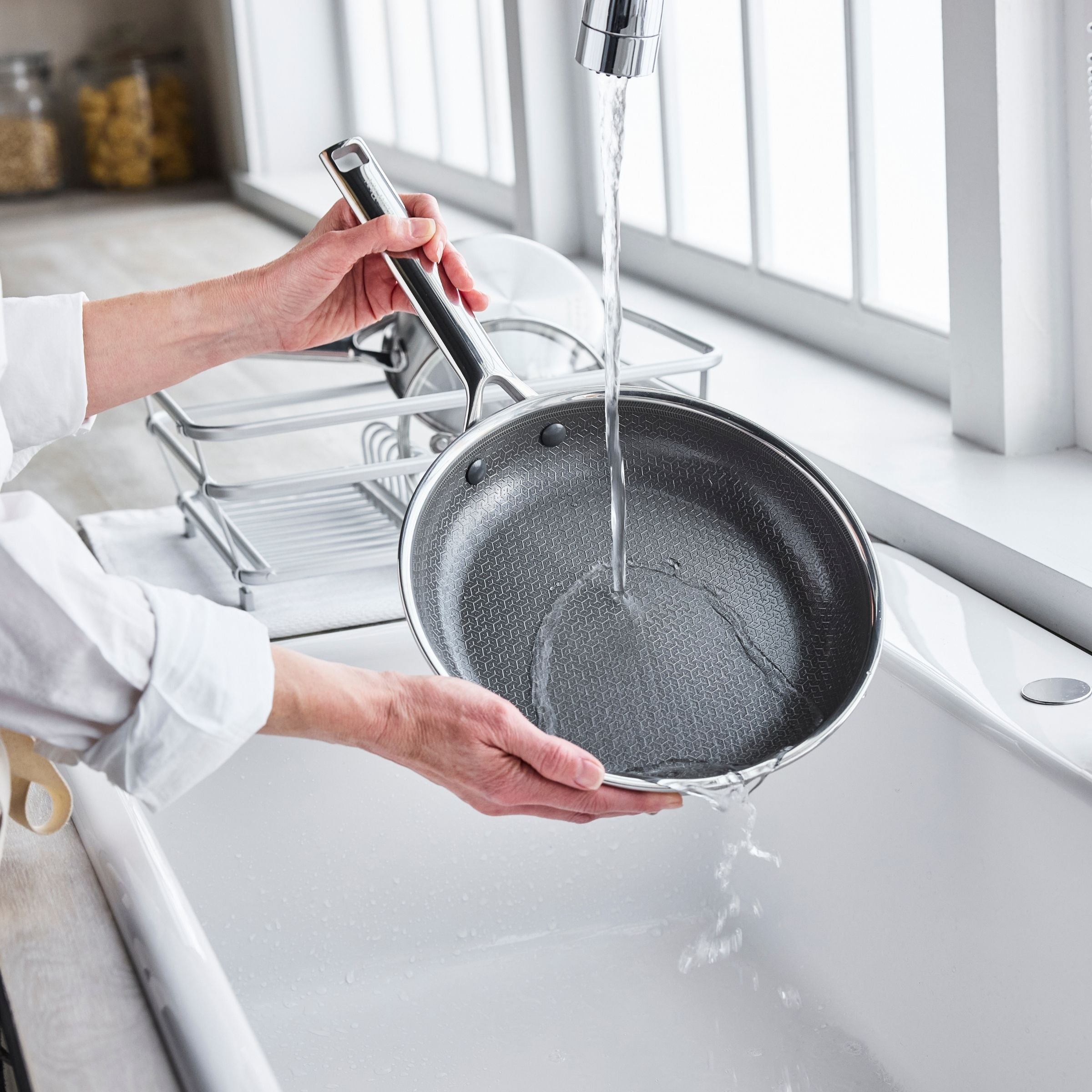 Apex Thermobond Hybrid Bratpfanne 24 cm 3-lagiger Edelstahl für perfekte Ergebnisse