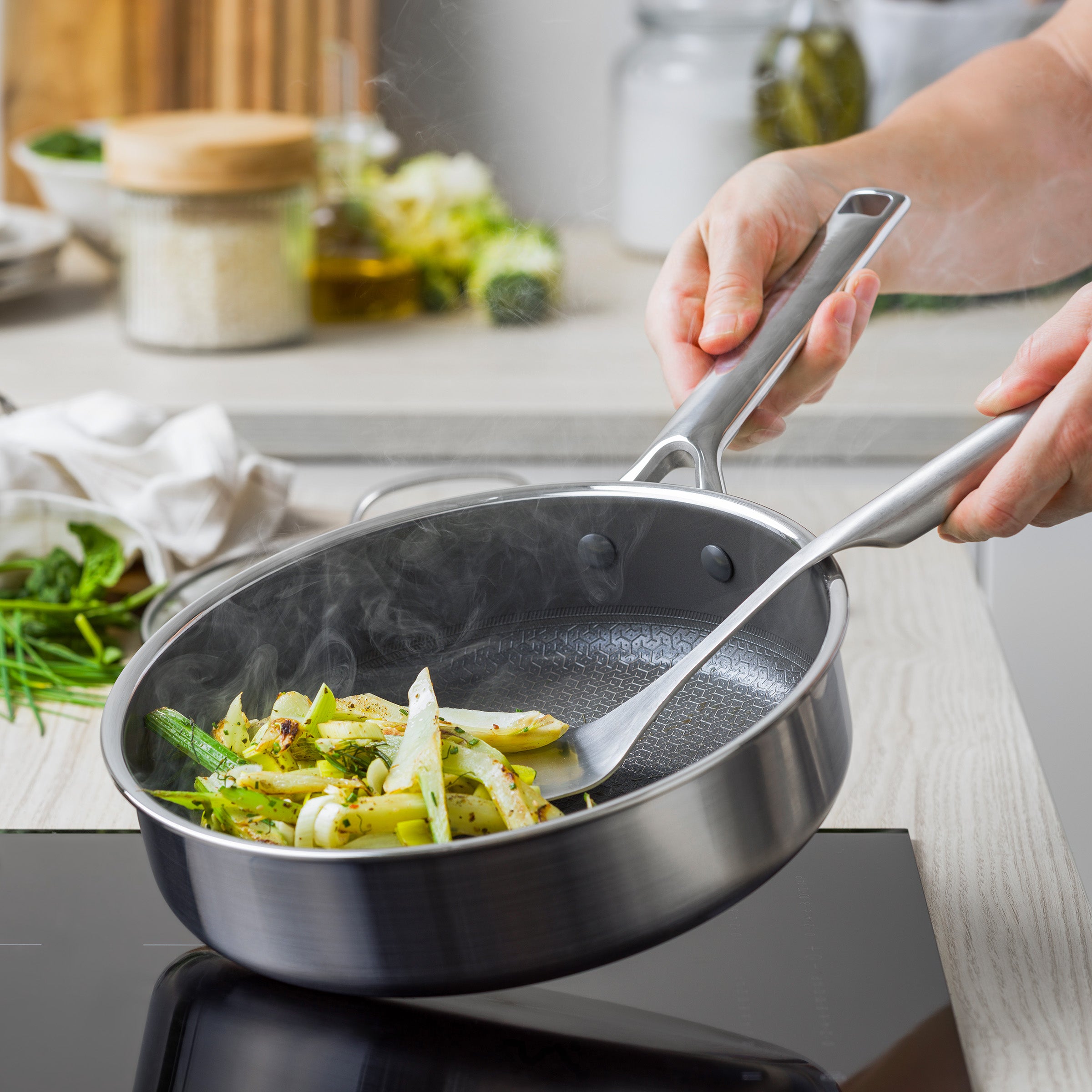 Apex Hybrid Schmorfpfanne 28 cm