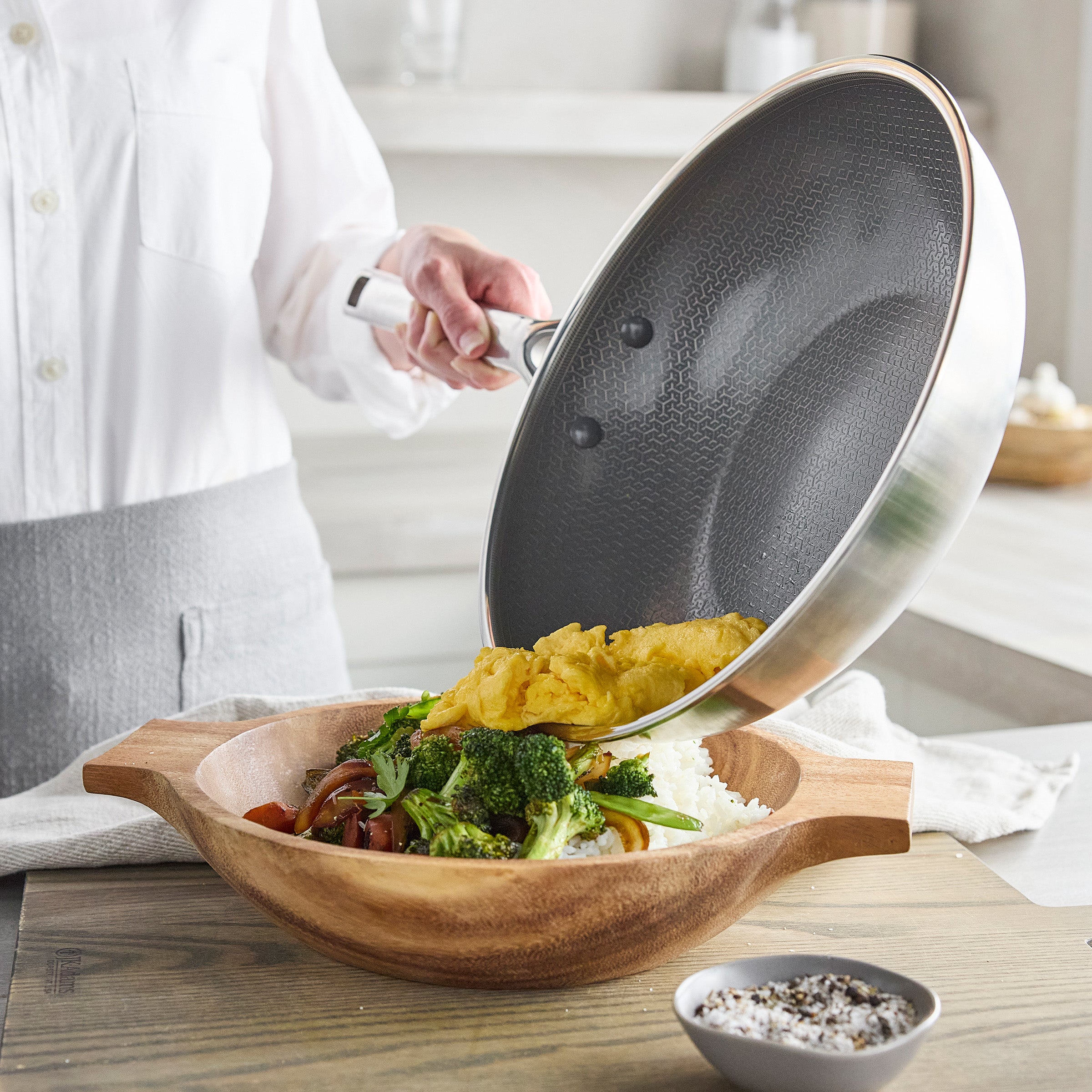 Apex Hybrid Wok 24 cm