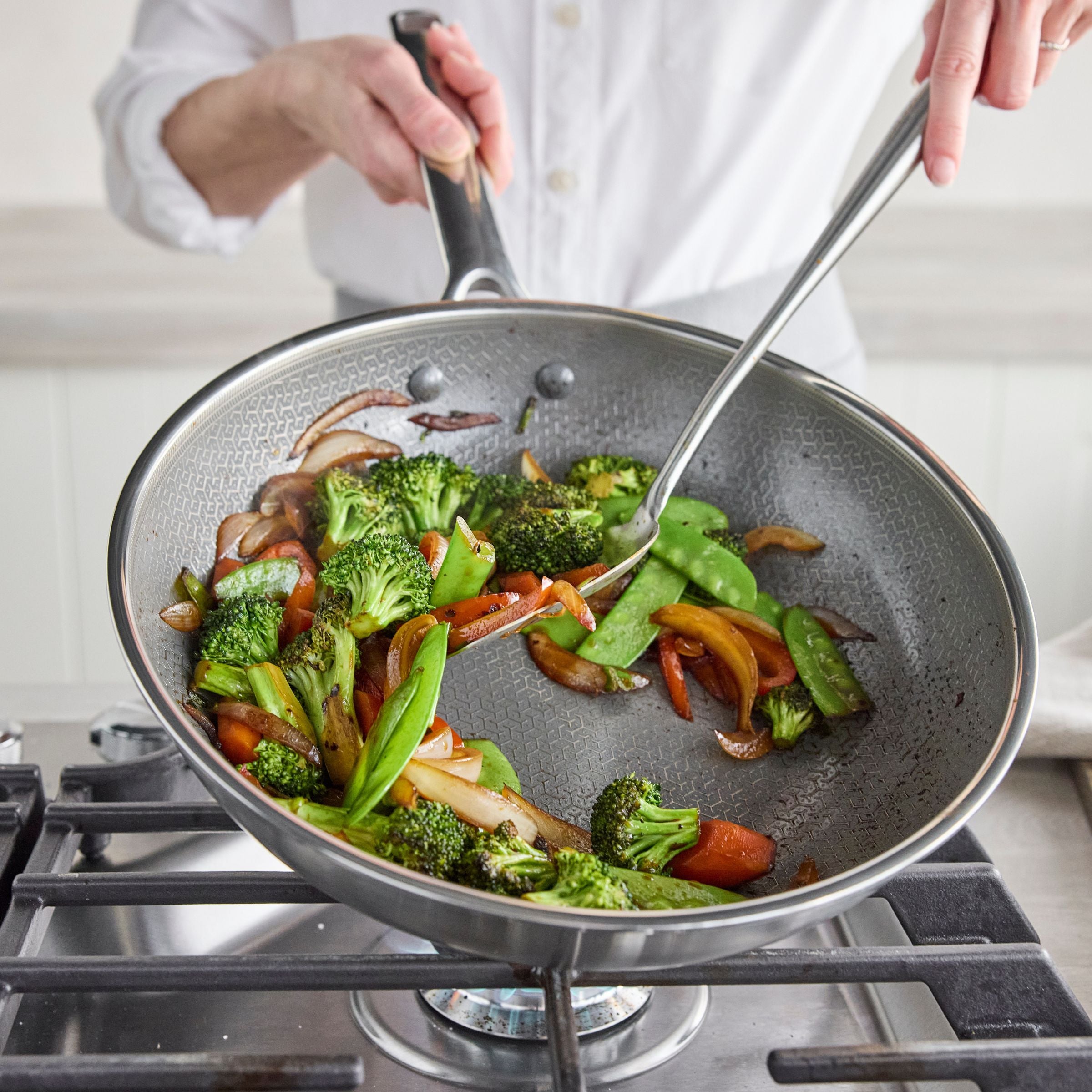 Apex Thermobond Hybrid Wok 24 cm 3-lagiger Edelstahl für perfekte Ergebnisse