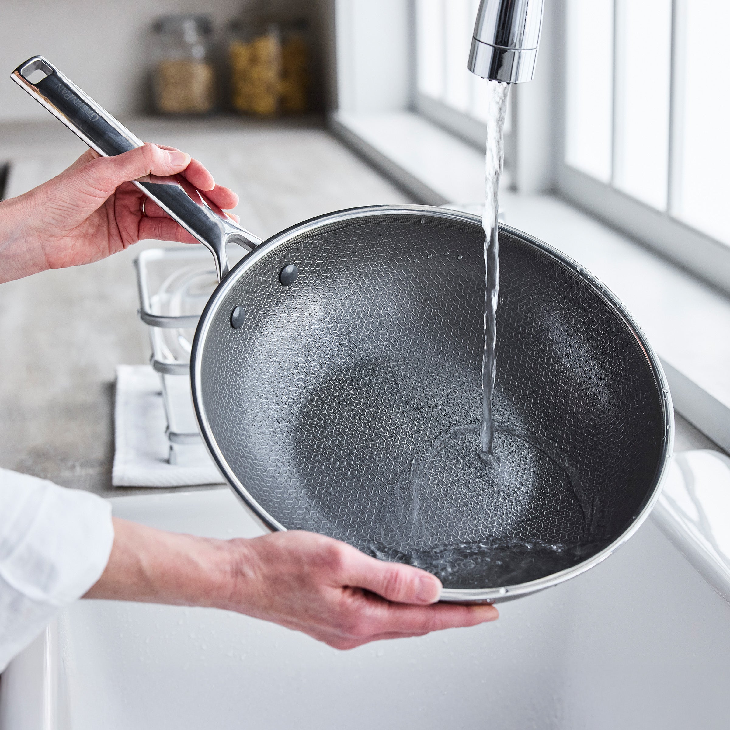 Apex Hybrid Wok 24 cm